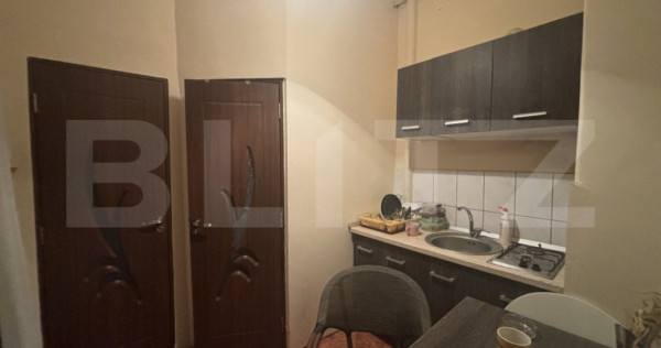 Apartament de vanzare, 76.40 mp, zona Central