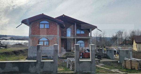 Casă premium | 220 mp utili | Teren 1000 mp | Almașu Mic