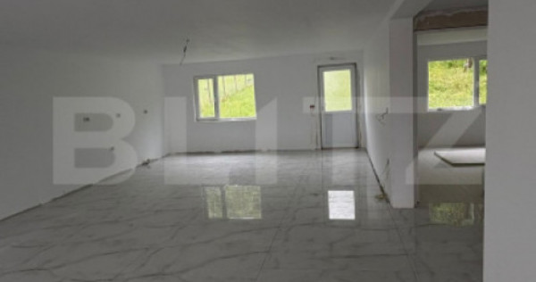 Casă nouă cu teren de 1000 mp, la marginea pădurii, &icirc;n V