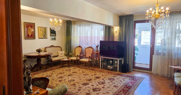 Apartament 4 camere, Decebal zona Metrou Piata Muncii