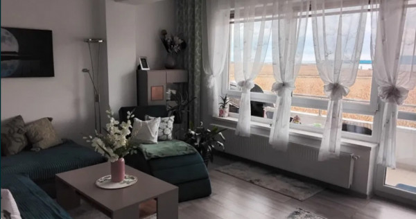Apartament 3 camere, decomandat - zona Cristian
