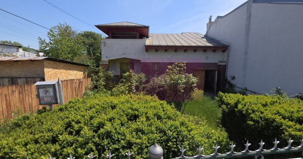 Casa de vanzare in Campina, zona centrala