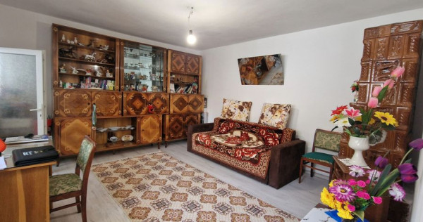 Casa 3 camere constructie la sol zona Lac.