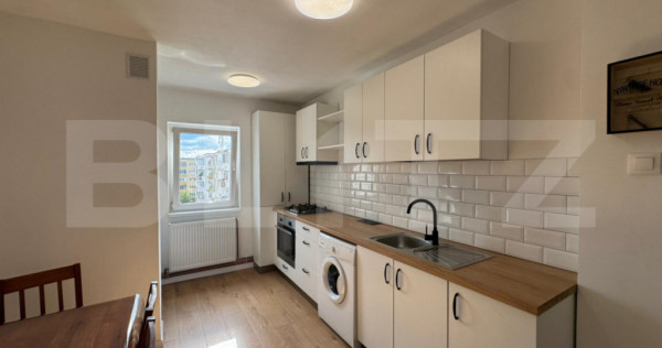 Apartament 4 camere, decomandat, 83 mp, zona Piata Flora