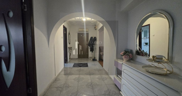Apartament 104mp-utili 2bai centrala -an 1985 -Bd. Chisin...