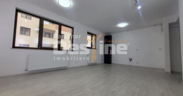 Apartament 2 camere MRS, nemobilat, neutilat