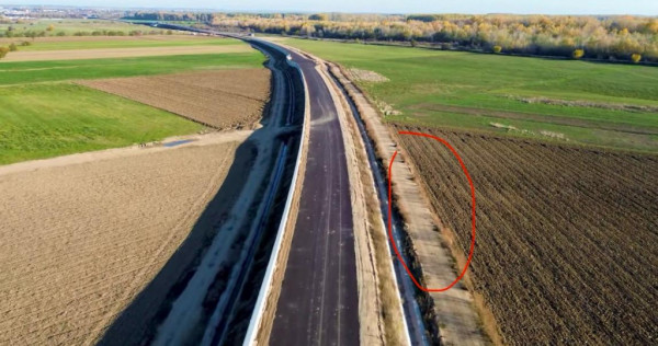 Teren extravilan, 4680 mp, deschidere directă Centura Sud-P