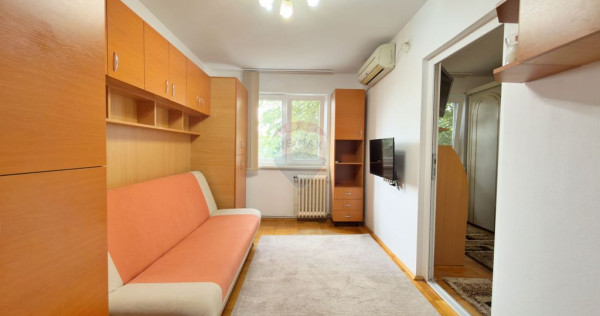 Apartament cu 3 camere de &icirc;nchiriat &icirc;n zona Intim