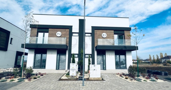 Vila cu panouri solare in complex rezidential
