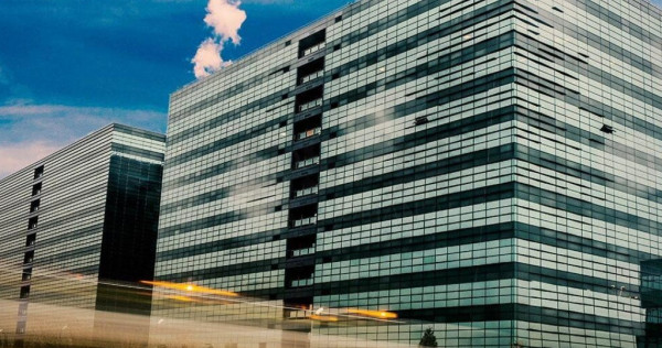 Spatiu comercial I Hyperion Towers
