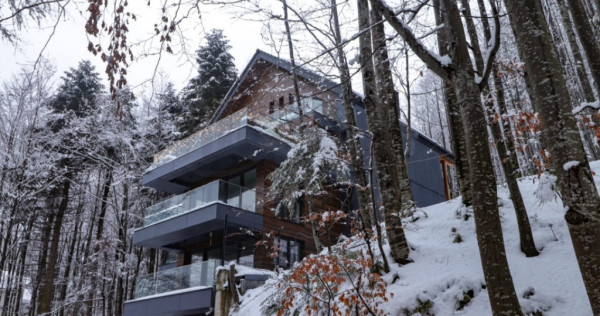 Penthouse 4 camere Sinaia I Vedere Panoramica