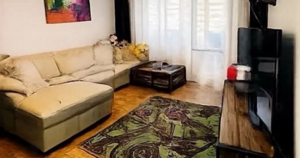 Apartament 2 camere, semidecomandat - zona Tractorul