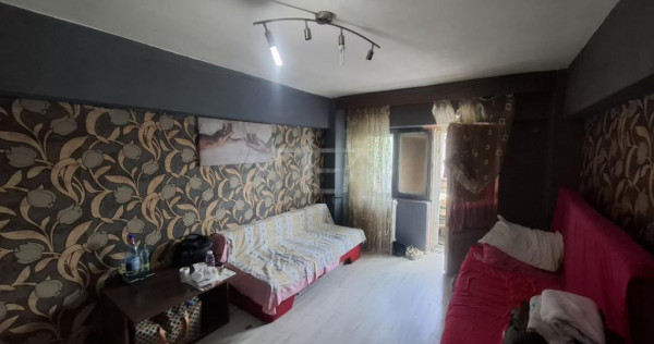 2 camere, et 4/10, bloc 1986, anvelopat- Crangasi