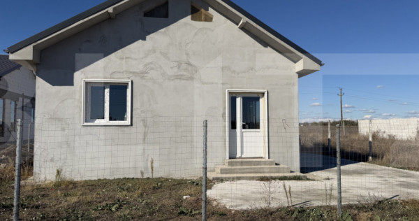 Casă de v&acirc;nzare, 80 mp, Izvorul Rece