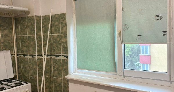 Apartament de 2 camere zona Triaj,