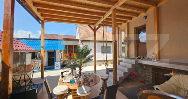 Casă spațioasă cu 5 camere, 190 mp, Oarda, șoseaua princ