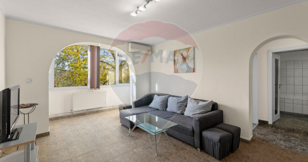 Apartament 3 camere, centrală proprie, Podgoria / Arad