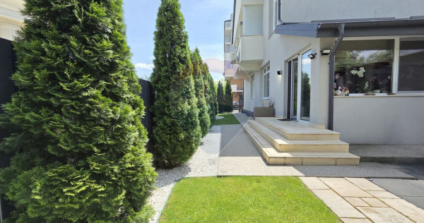 Rar pe piață: apartament la vilă, curte exclusivă de ...