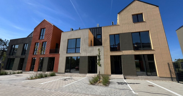 VILA PE LAC l 5 Camere l Complex Rezidential l De vanzare