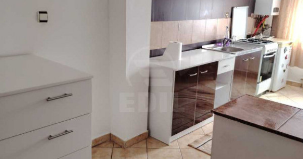 Apartament de o camera, zona Florilor, Floresti