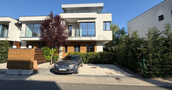 Vile Finalizate Exclusiviste Langa Lac l Complex Rezidential