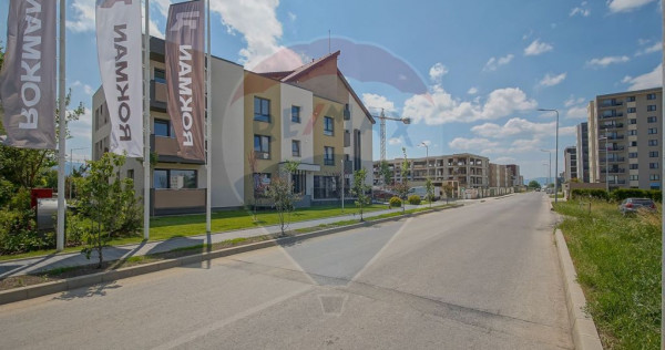 Spațiu comercial de v&acirc;nzare &icirc;n Brașov, Cartier Tracto...