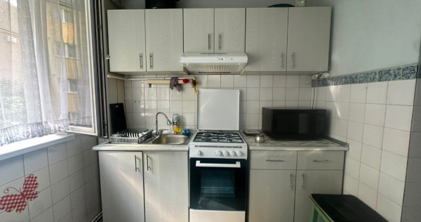 Apartament 2 camere et 1 Plopilor