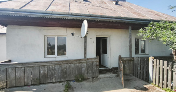 Casa + teren 900 mp, 20 ml deschidere la E85, zona Danila, S