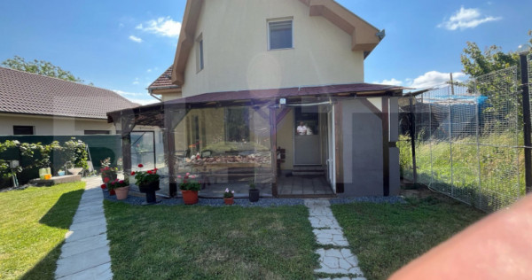 Casa de vanzare, 3 camere, 150 mp - zona Paleu