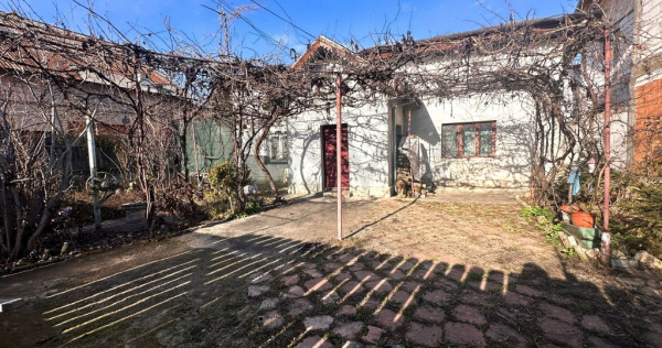 Teren 300 mp Pipera l Casa individuala l Demolabila