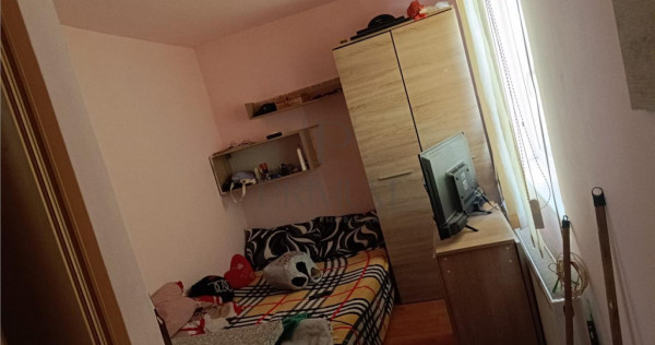 COMPLEX - APARTAMENT 1 CAMERA - mobilat, utilat, etaj interm