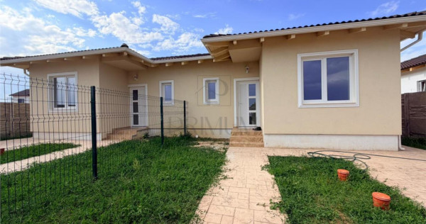 Duplex pe parter - zona buna - toate utilitatile