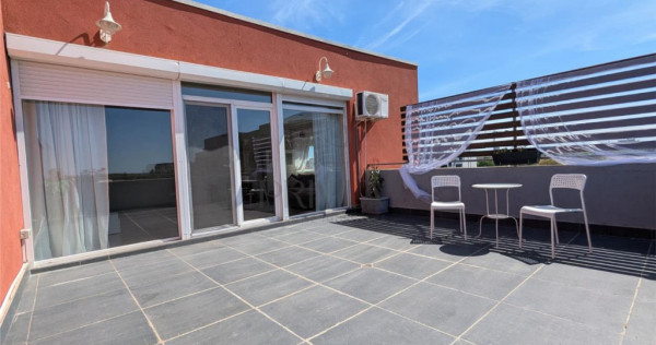 ARADULUI | PENTHOUSE 3 CAM | 2 BAI | 3 TERASE | LIFT | RENOV