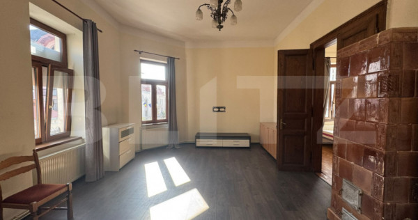 Apartament 4 camere, 107 mp, zona Central