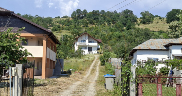Casă-Pensiune Agroturistica spatioasa P+M Budeasa cu vedere
