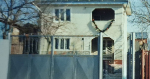 Vila cu etaj de vanzare in sat Ciuturesti, com Odobesti, Jud Bacau