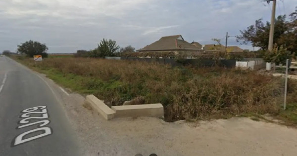 Teren intravilan de v&acirc;nzare &ndash; Sarichioi, jud. Tulcea &ndash; 1.450 mp