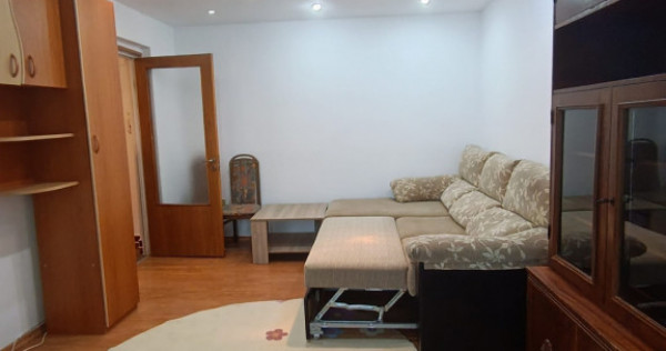 Apartament 2 camere, decomandat, zona Ofelia, etajul 1, mobi