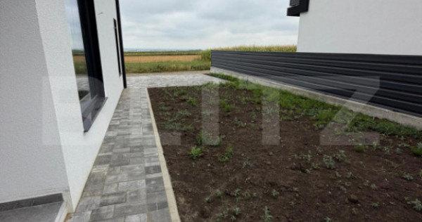 Casa moderna, 116 mp, 300 mp teren, zona rezidentiala Ipotes