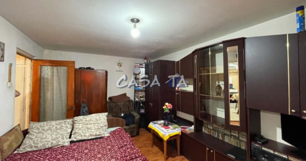 Garsoniera Confort 1, Etaj 4, Strada Revolutiei