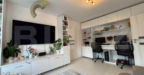 Apartament modern cu 2 camere, renovat complet, loc de parca