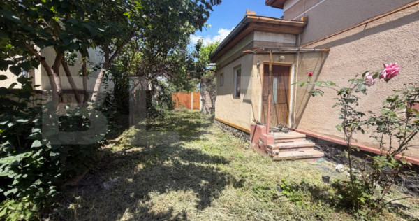 Proprietate de vanzare, 100 mp, 2 fronturi stradale, teren 6