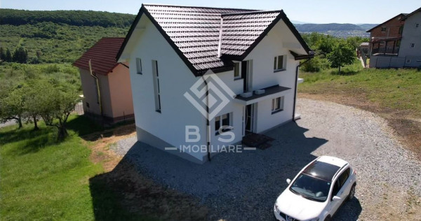 Vilă S+P+M de V&acirc;nzare | Bistrița, Zona DN17C (l&acirc;ngă ...