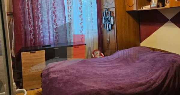 V&acirc;nzare apartament 3 camere Bd. Obregia - Turnu Măgurele