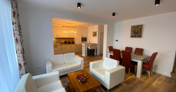 Casa 4 camere 118mpu zona Cristian