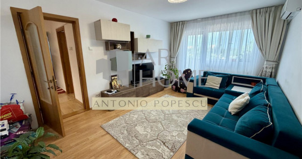Apartament 4 camere, centrala proprie, Ploiesti, zona Republ