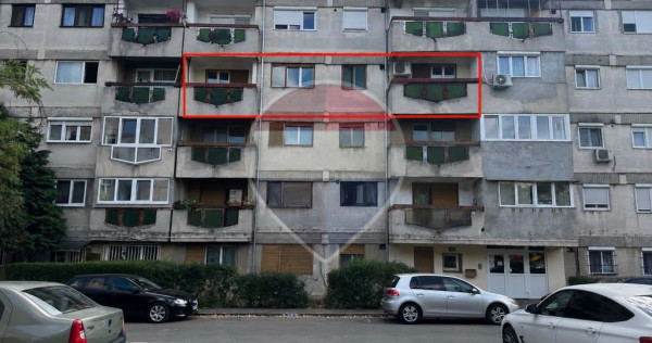 Apartament 3 camere decomandat Piața Rogerius