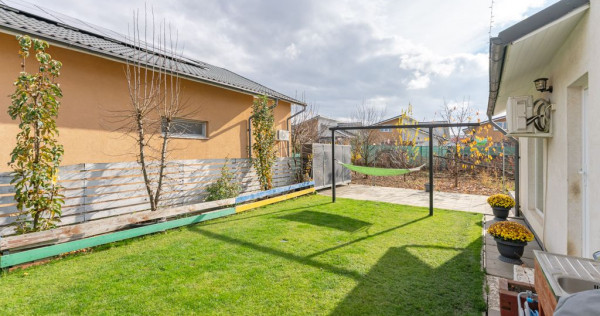 Casa semimobilata semiutilata modern cartier Izvor Tarlun...