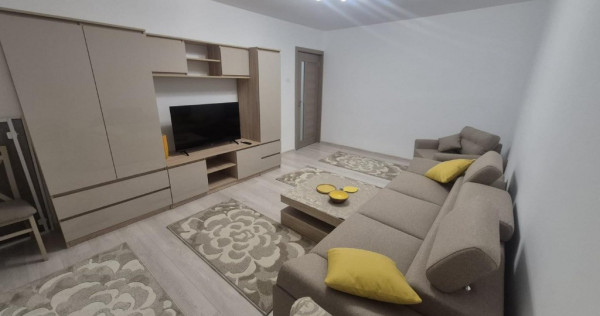 Dacia, bd. Tomis, de inchiat 2 camere, decomandat, mobilat, renovat