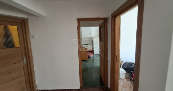 3 camere, et 4/10, anvelopat, 84 mp-Gorjului